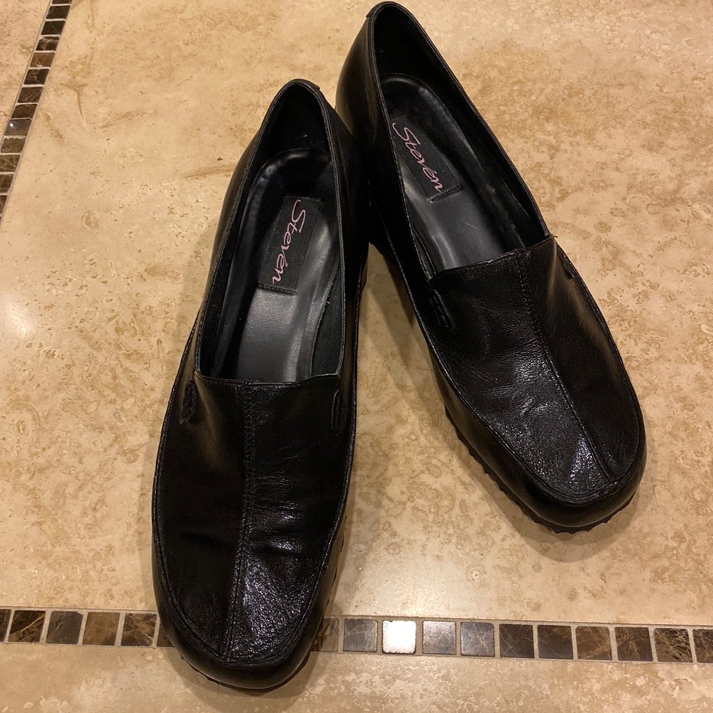 Steven ladies shoes in black